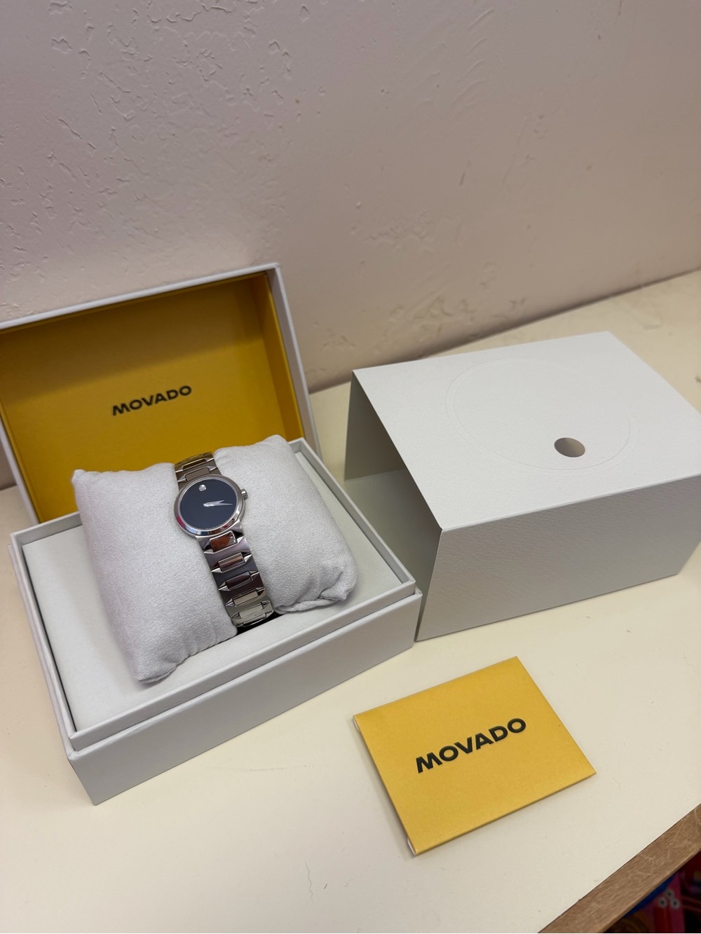 Movado Women’s Museum Black Dial Stainless Steel Watch Box Links